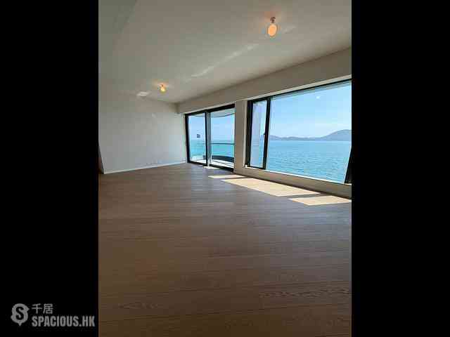 Ap Lei Chau - The Corniche Tower 5 01