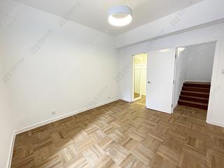 Mid Levels Central - Queen's Garden Block A 08