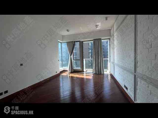 Mid Levels West - Cluny Park 11