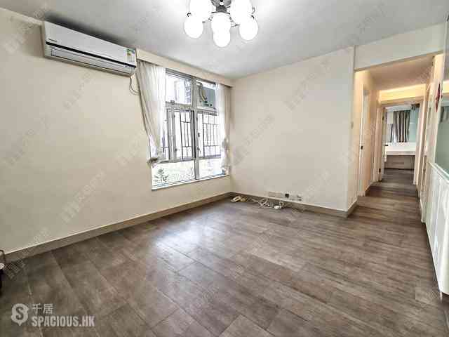 Tai Koo Shing - Tai Koo Shing Sing Fai Terrace Ngan Sing Mansion 01