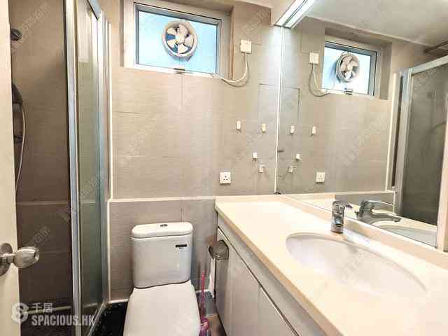 Tai Koo Shing - Tai Koo Shing Sing Fai Terrace Ngan Sing Mansion 08