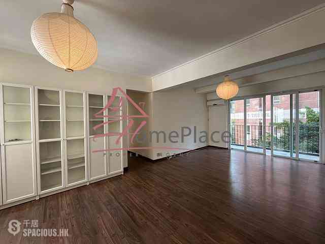 Sai Ying Pun - Lim Kai Bit Yip 01