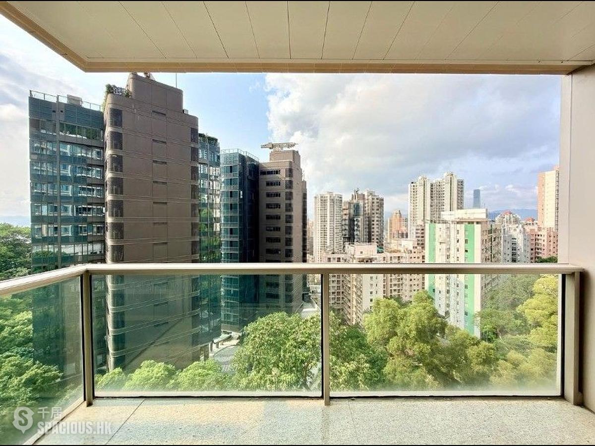 Mid Levels West - Cluny Park 01