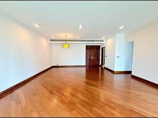 Mid Levels West - Cluny Park 20