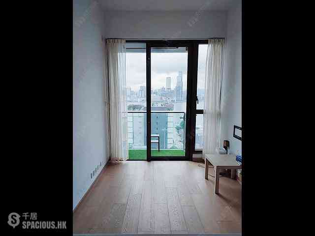 Wan Chai - The Gloucester 02