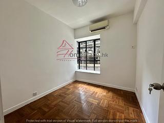 Mid Levels Central - Elegant Terrace 05