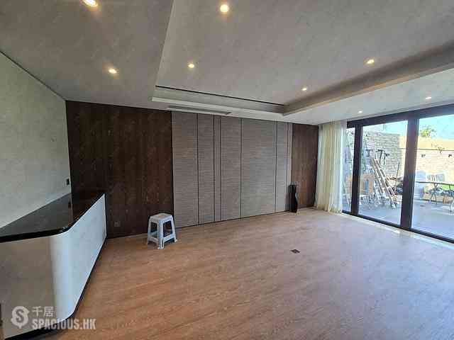 The Peak - Mountain View Block 27, Plantation Road 02