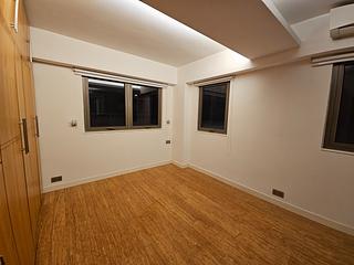 Happy Valley - 8, Shan Kwong Road 26