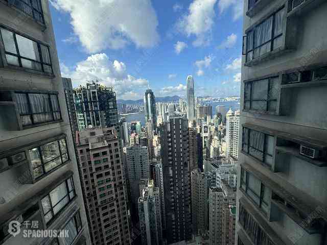 Mid Levels Central - Vantage Park 05