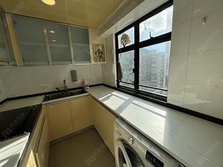 Mid Levels Central - Vantage Park 14