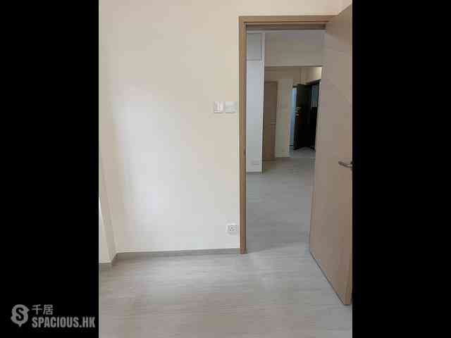 Wan Chai - Ying King Building (Mansion) 05