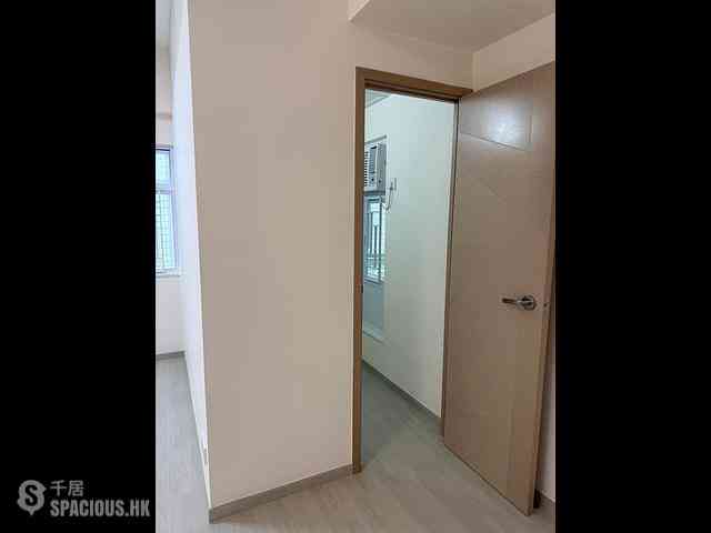 Wan Chai - Ying King Building (Mansion) 14