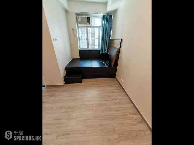 Causeway Bay - Lee Fat Building 04