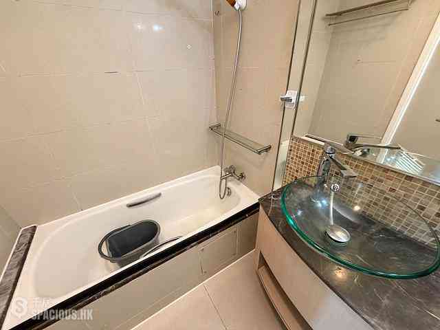 Tung Chung - Caribbean Coast Phase 3 Carmel Cove 12