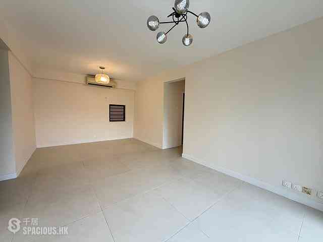 Tai Hang - Ronsdale Garden Block 2 03