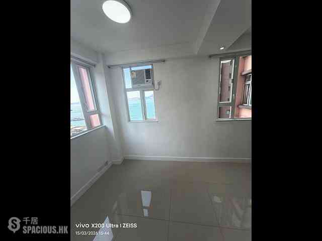 Kennedy Town - Han Yu Building 03