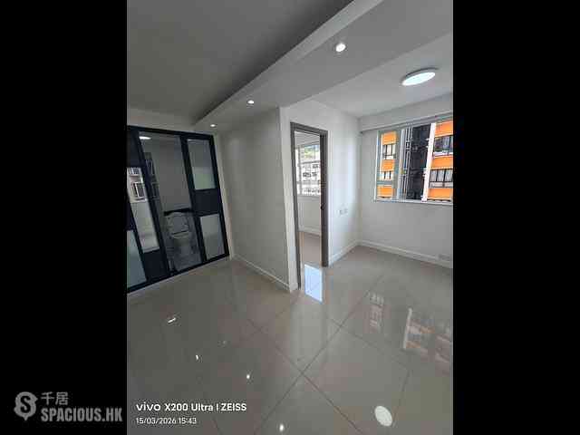 Kennedy Town - Han Yu Building 04