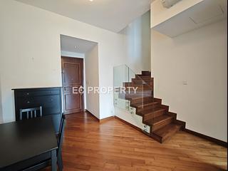 Wan Chai - The Avenue Phase 2 05