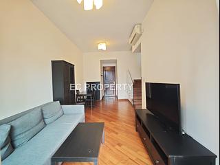 Wan Chai - The Avenue Phase 2 04