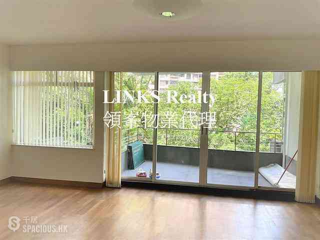 Mid Levels Central - Brewin Court 01