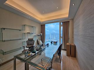 West Kowloon - The Arch Sun Tower (Block 1A) 05