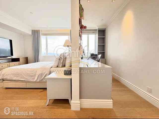 Stubbs Road - Evergreen Villa 06