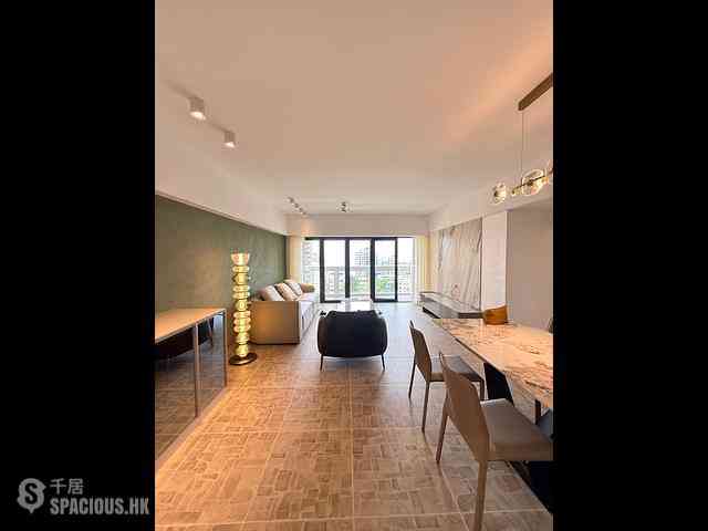 Mid Levels West - Realty Gardens 01