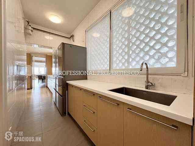 Stubbs Road - Evergreen Villa 23