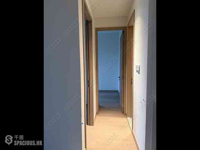 Lohas Park - Lohas Park Phase 12C Grand Seasons Tower 1A 06