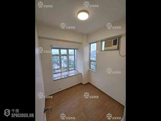 Tai Po - Tai Po Centre Phase 2 Block 5 07