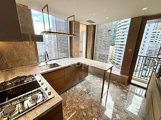 Mid Levels Central - 22A, Kennedy Road 08