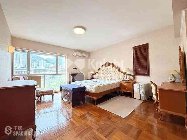 Leighton Hill - Rose Court 12