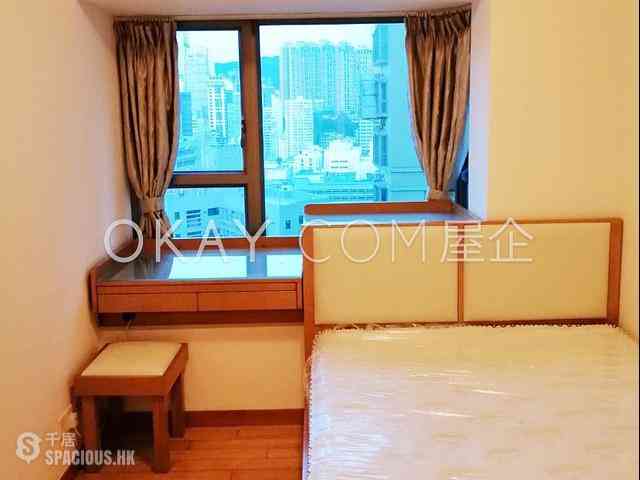 Wan Chai - The Zenith 06