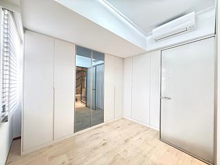 Mid Levels West - Realty Gardens 06