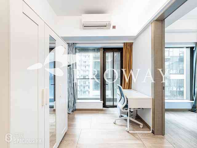 Sai Ying Pun - One・Artlane 01