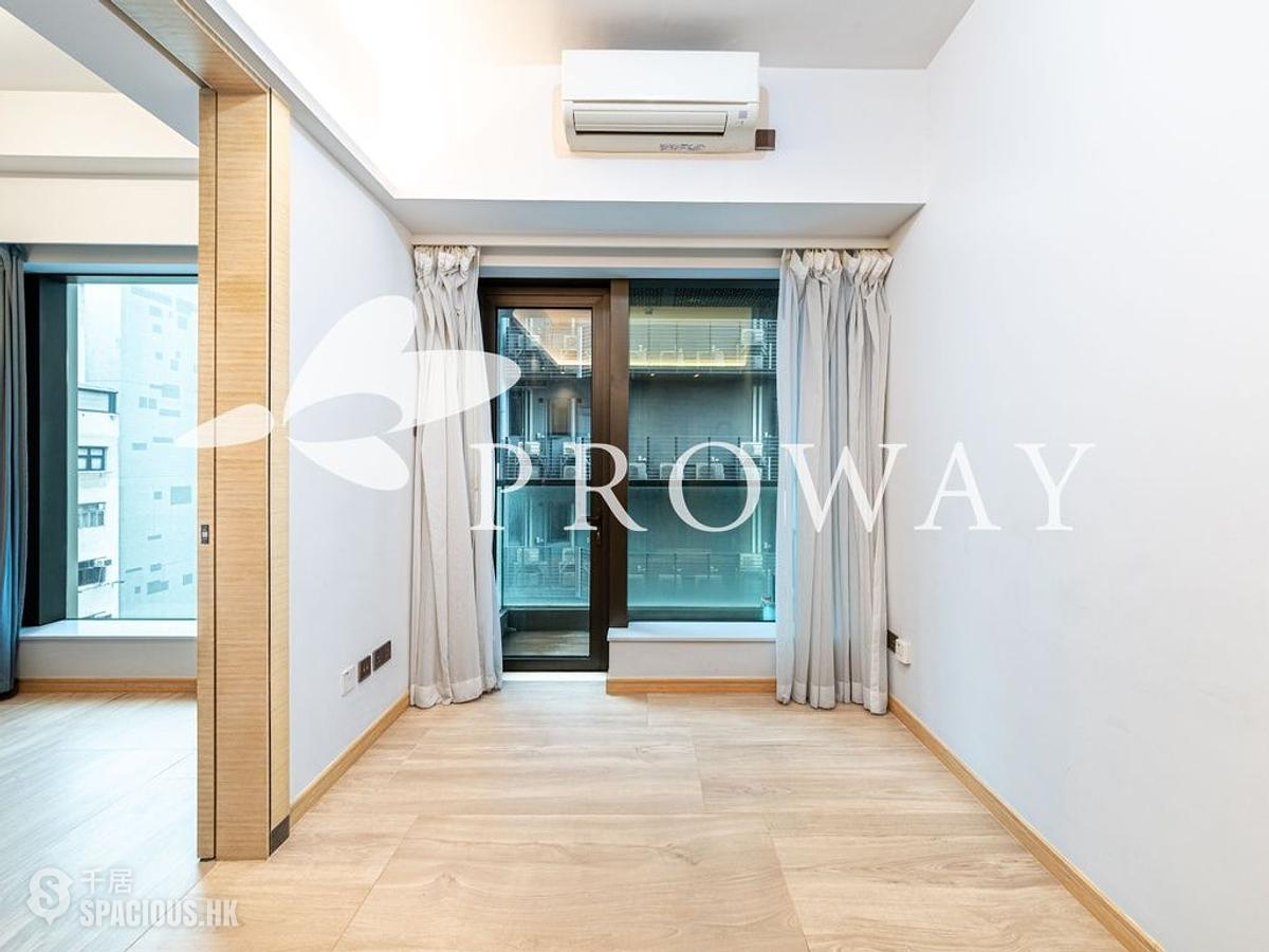 Sai Ying Pun - One・Artlane 01