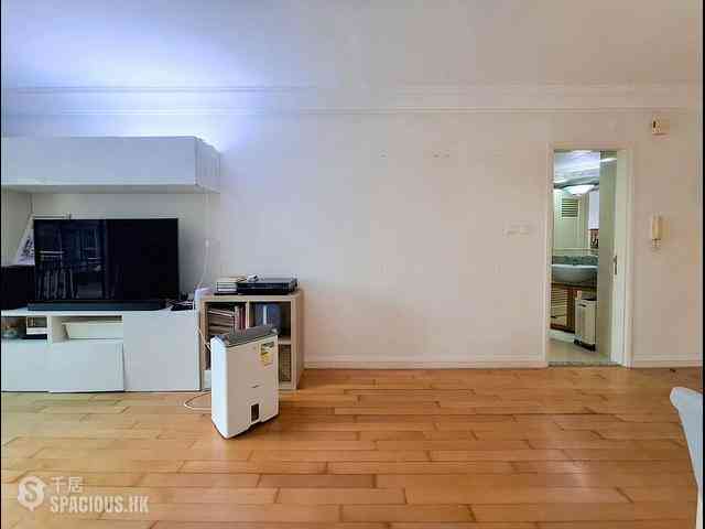 Tung Chung - Caribbean Coast Phase 2 Albany Cove Tower 6 02
