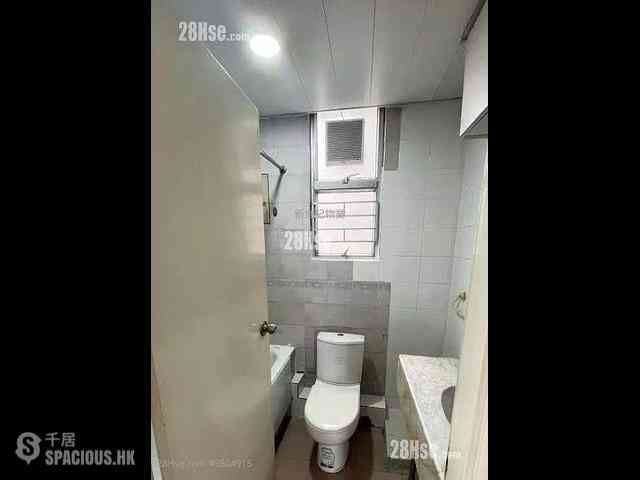 Fortress Hill - Harbour Heights Block 2 (Sung Fung Court) 03