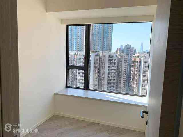 North Point - Fleur Pavilia Tower 1 07