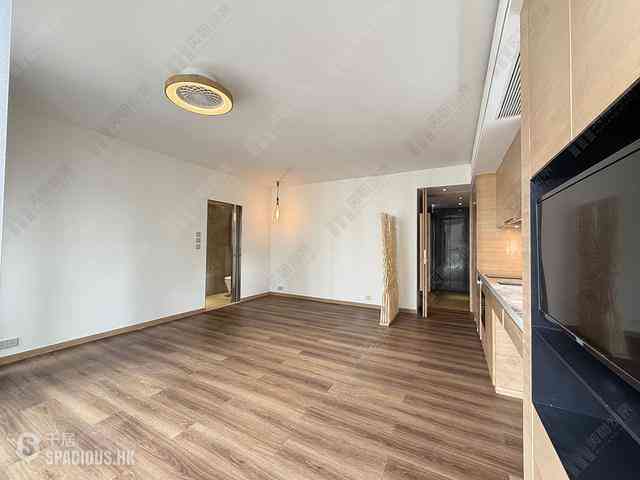 Wan Chai - 5, Star Street 06