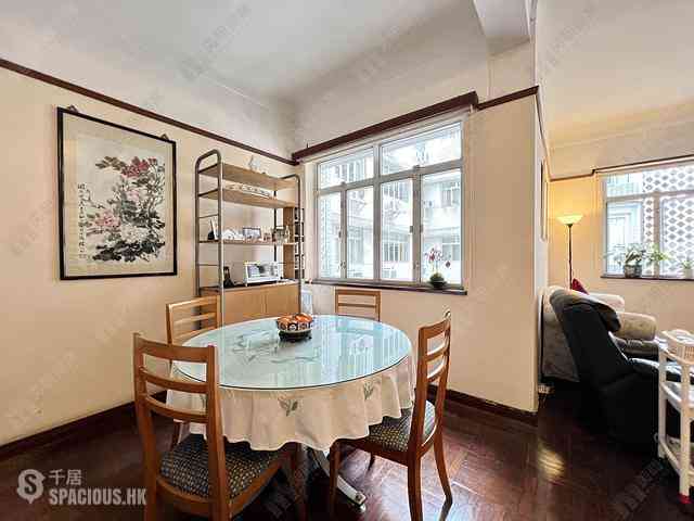 Mid Levels Central - Hong Lok Mansion 05