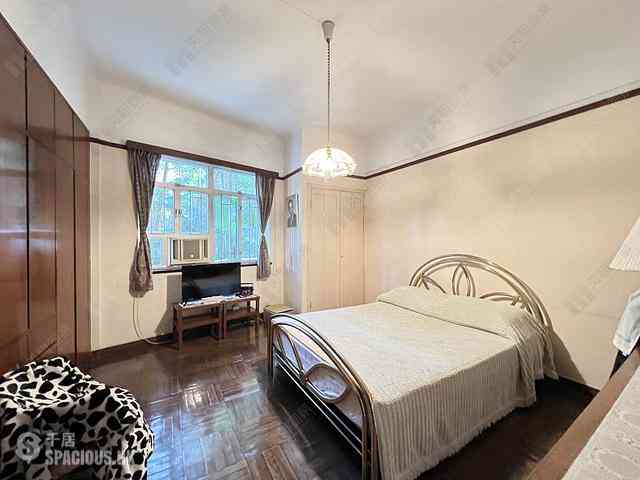 Mid Levels Central - Hong Lok Mansion 06