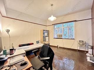 Mid Levels Central - Hong Lok Mansion 07
