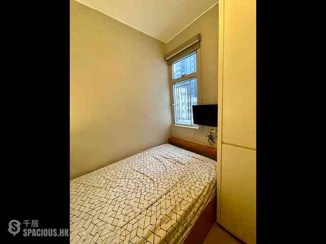 Kennedy Town - Smithfield Court 08