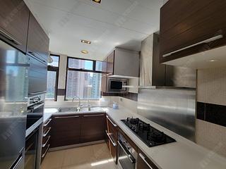 Mid Levels Central - Chung Tak Mansion 09
