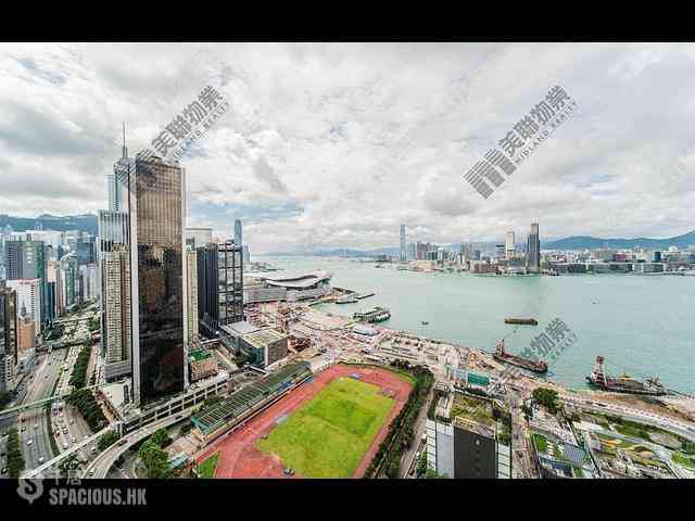Wan Chai - The Gloucester 01