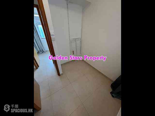Sai Ying Pun - Koon Wah Building 03