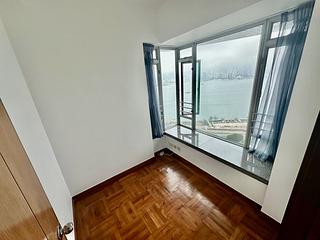 Quarry Bay - Royal Terrace 06