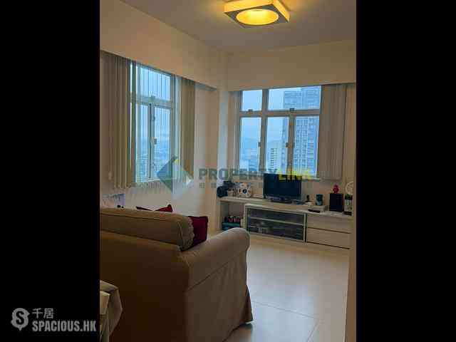 Sai Ying Pun - Golden Phoenix Court 08
