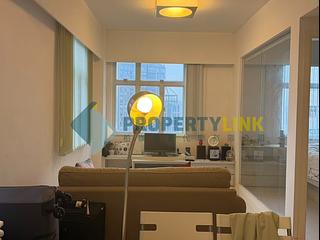 Sai Ying Pun - Golden Phoenix Court 09